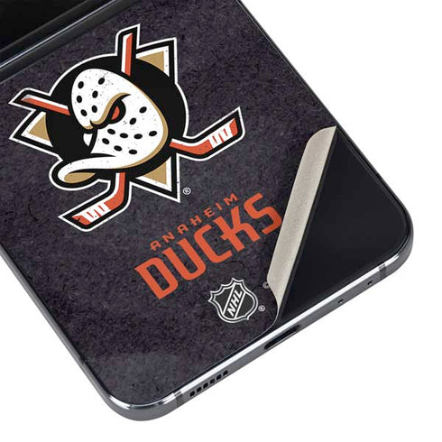 NHL Anaheim Ducks Distressed Galaxy Z Flip5 5G Skin